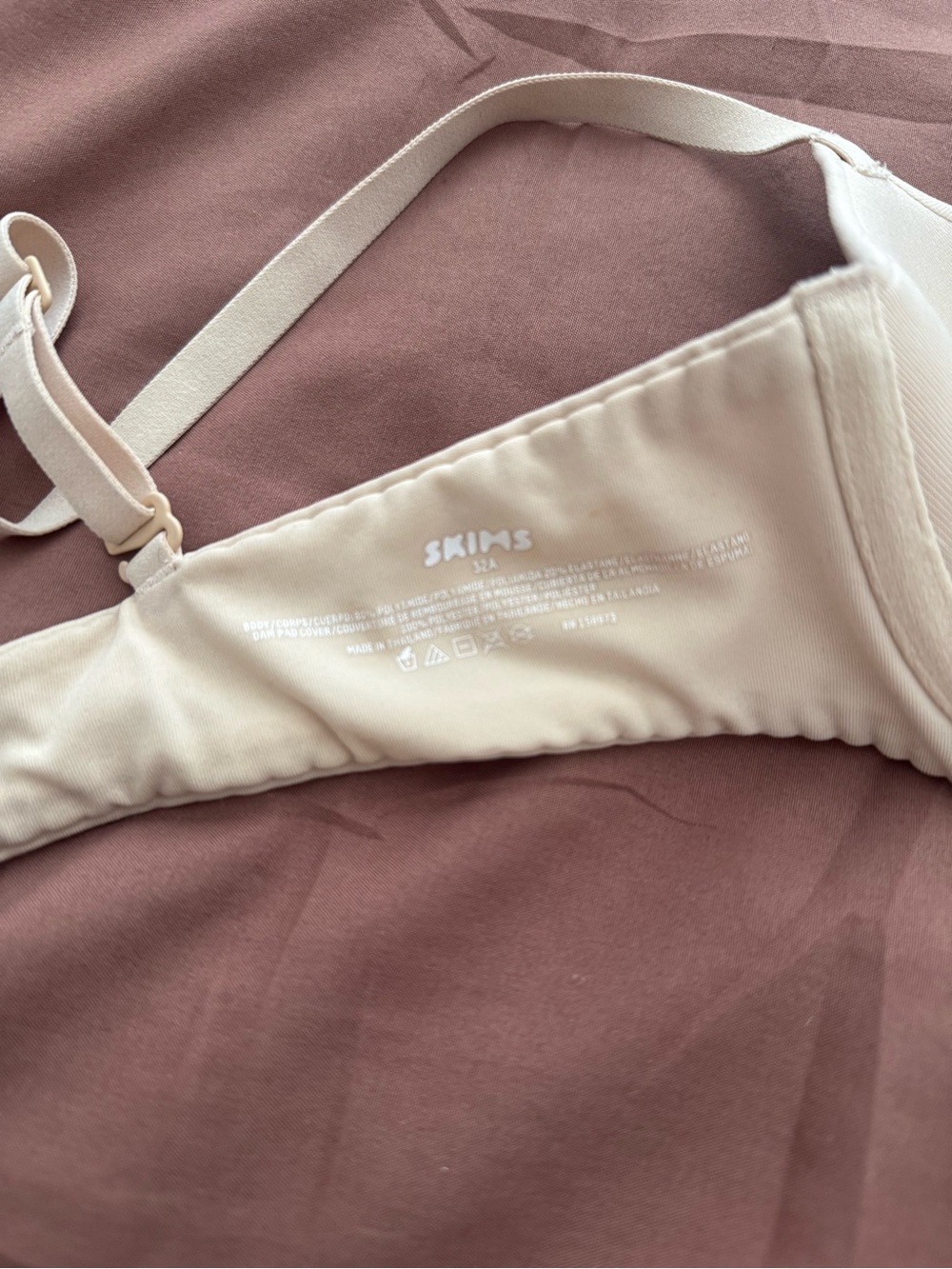 SKIMS Nude Push Up Bra - Picture 3 of 3